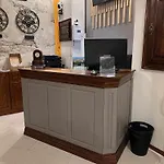 Hotel Cattleya Boutique 2*