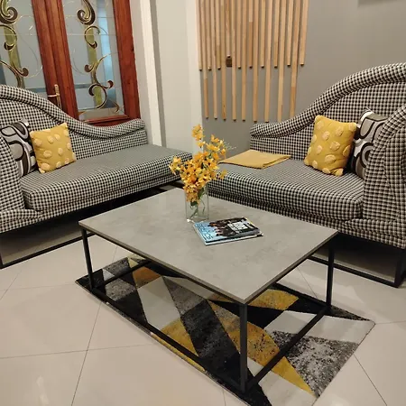 Cattleya Boutique 2* רוסה