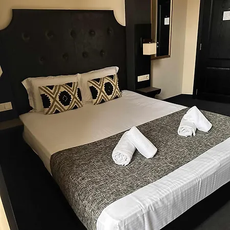 Cattleya Boutique Hotel 2*
