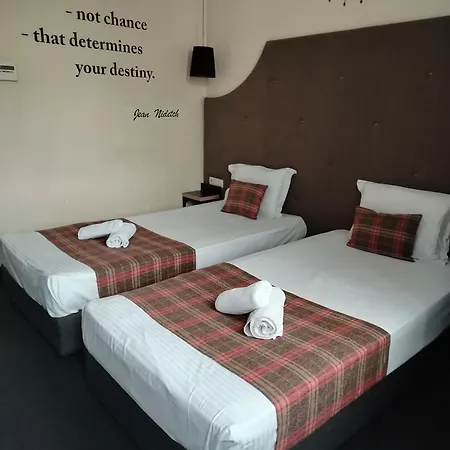 Cattleya Boutique מלון