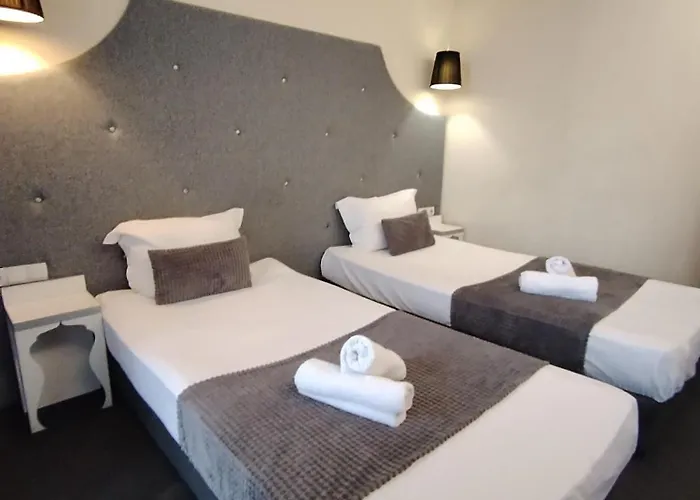 Cattleya Boutique Hotel 2*