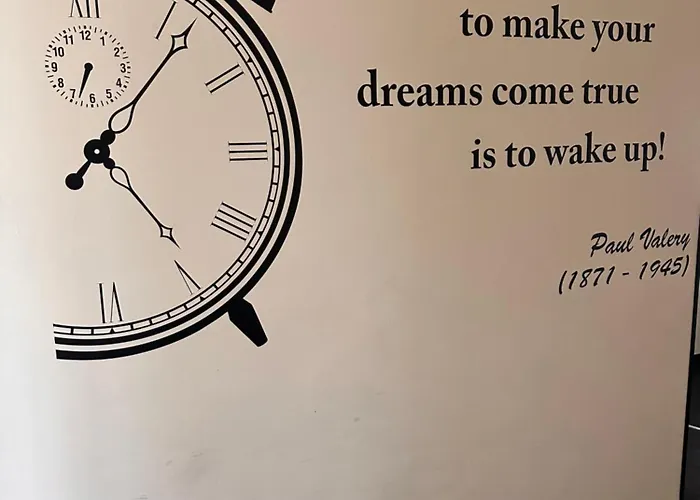 Отель Cattleya Boutique