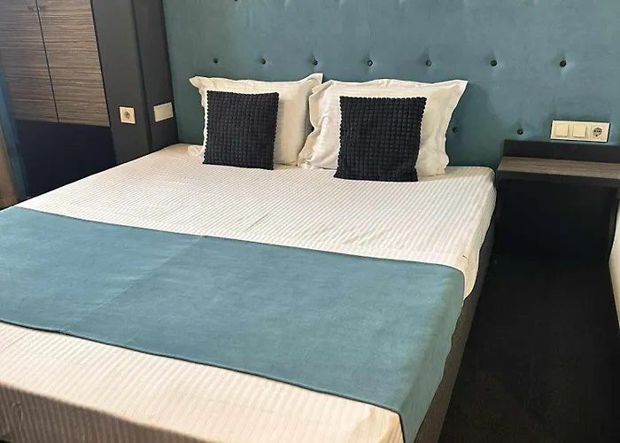 Cattleya Boutique 2*