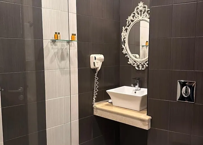 Отель Cattleya Boutique