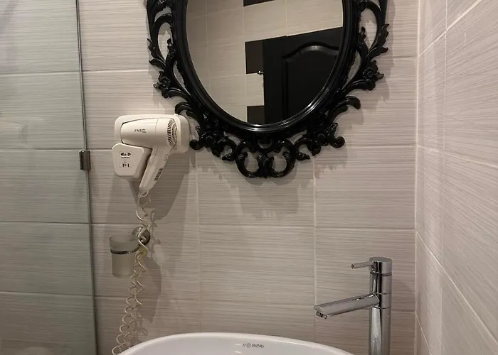 Отель Cattleya Boutique